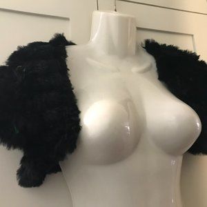 NWOT SAKS FOLIO RABBIT FUR BLACK MESH SHRUG MULTICOLOR WRAP $399